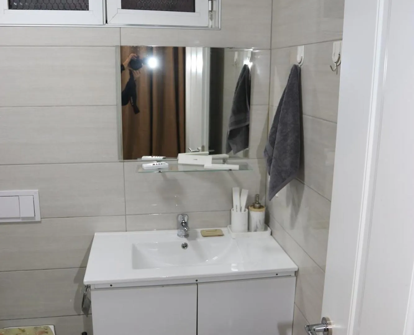 Gray House Apartment Tirana Albania