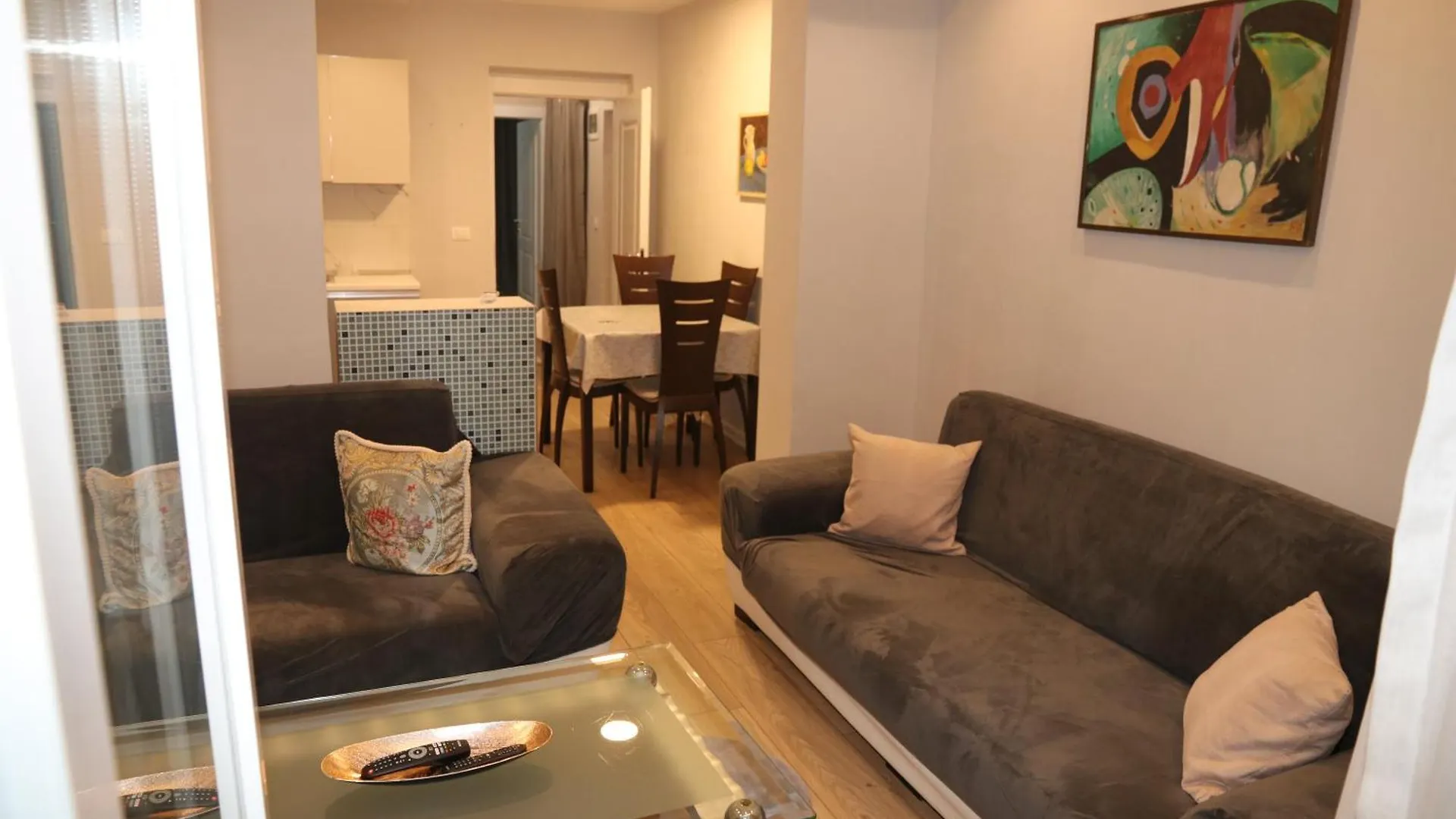 Gray House Apartment Tirana